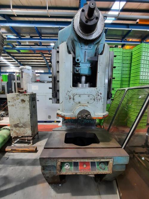 فروش دستگاه پرس 250 تن اشمیرال