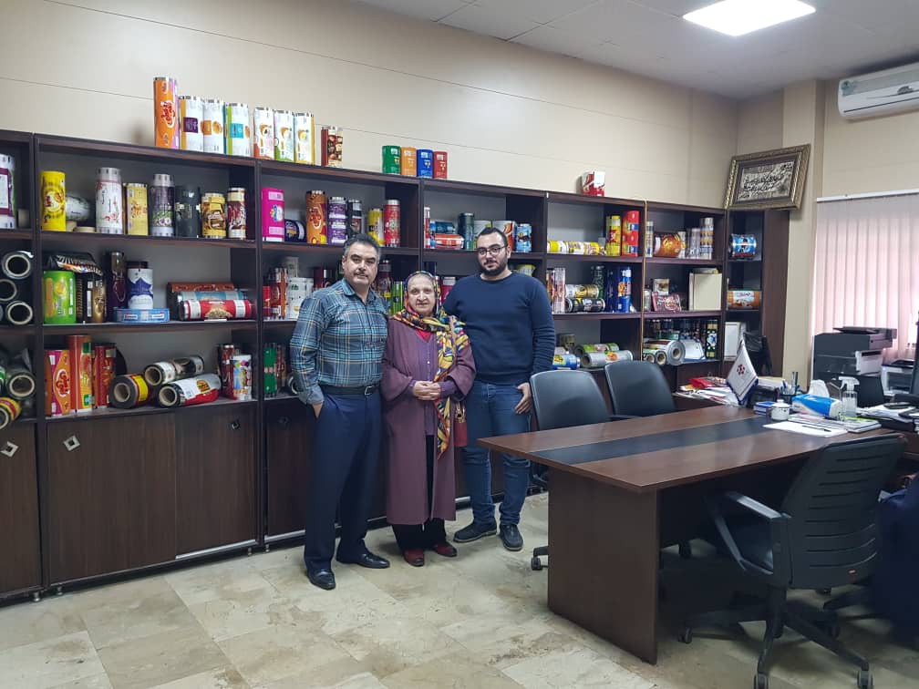 خدمات چاپ سلفون زیبا چاپ نوین هلیا