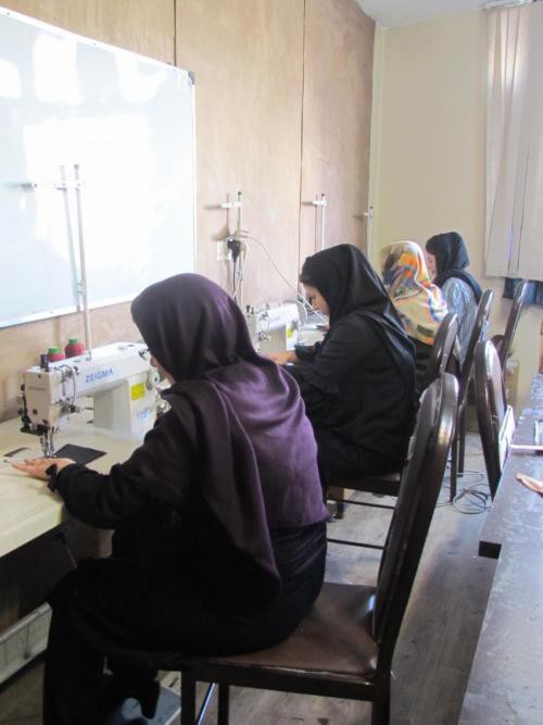 آموزش حکاکی روی چرم در تهران