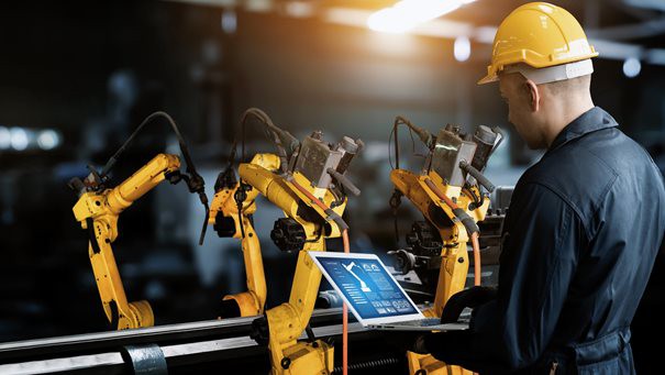 دعوت به همکاری از مشاورین املاک و ماشین آلات و خدمات صنعتی