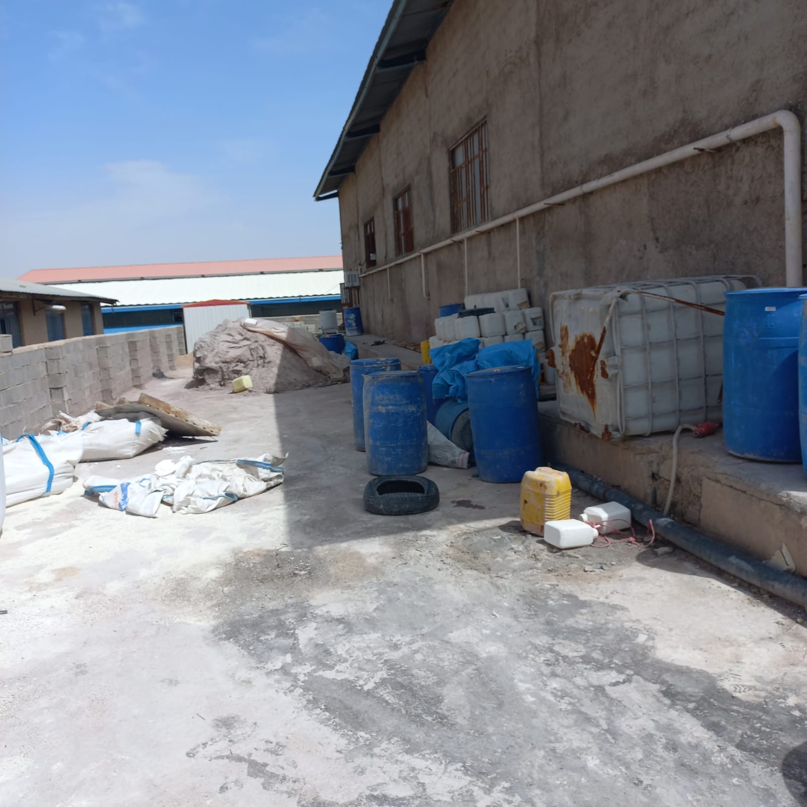 کارگاه صنعتی تولید کود شیمیایی واقع در شهرک صنعتی ملوسجان