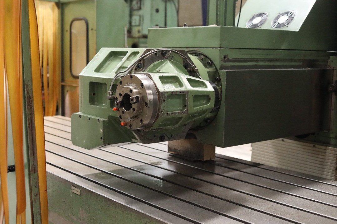 دستگاه فرز 3 محور زایر شرکت شایان اعتماد