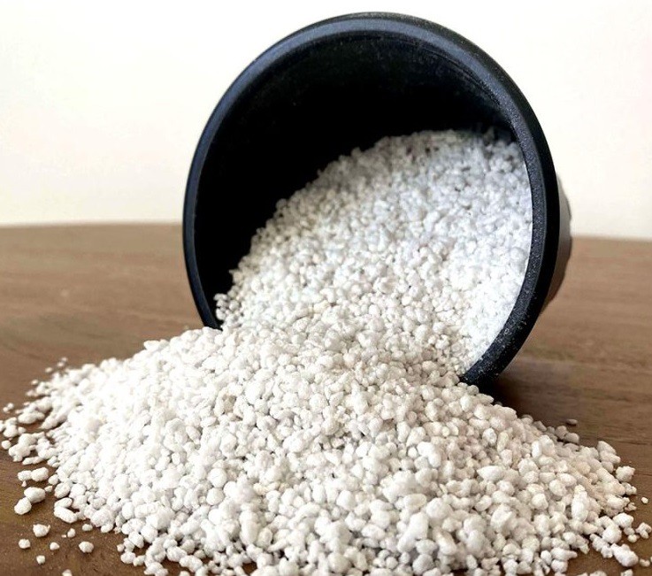 فروش پرلیت 4 لیتری صنایع کود مارال