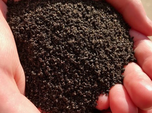 فروش ورمی کمپوست 4 لیتری