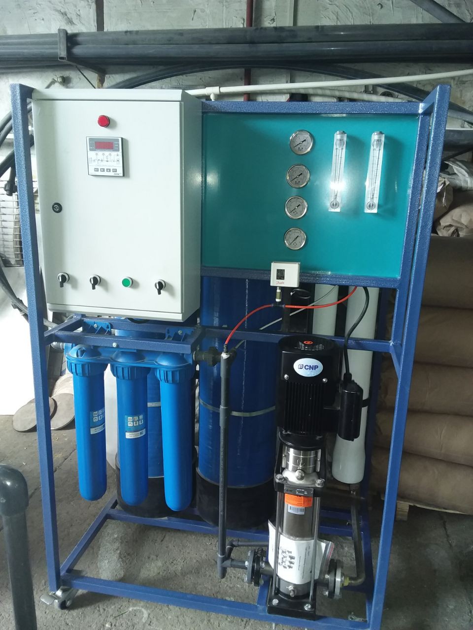 دستگاه تصفیه آب شیرین صنعتی دسته دوم