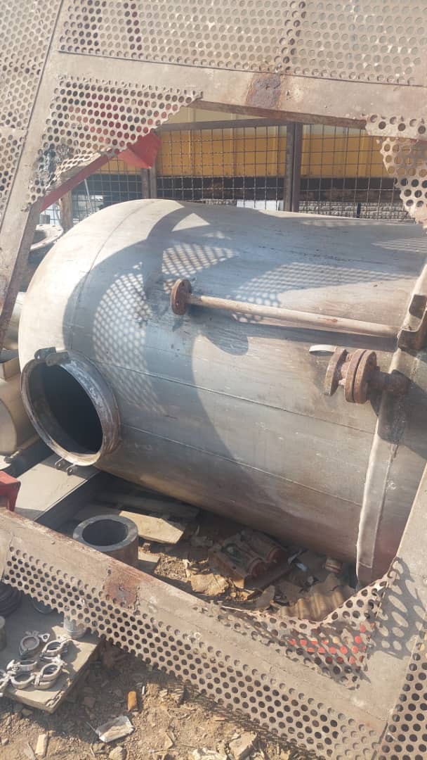 بچ تغلیظ رب گوجه دو تن دست دوم