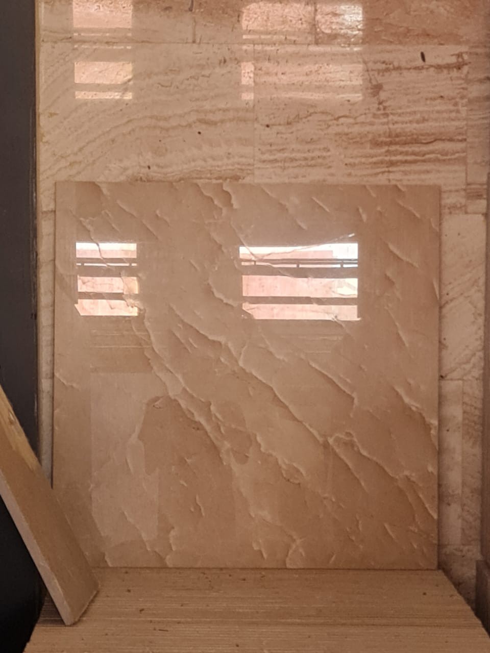 سنگ دهبید گل یخی