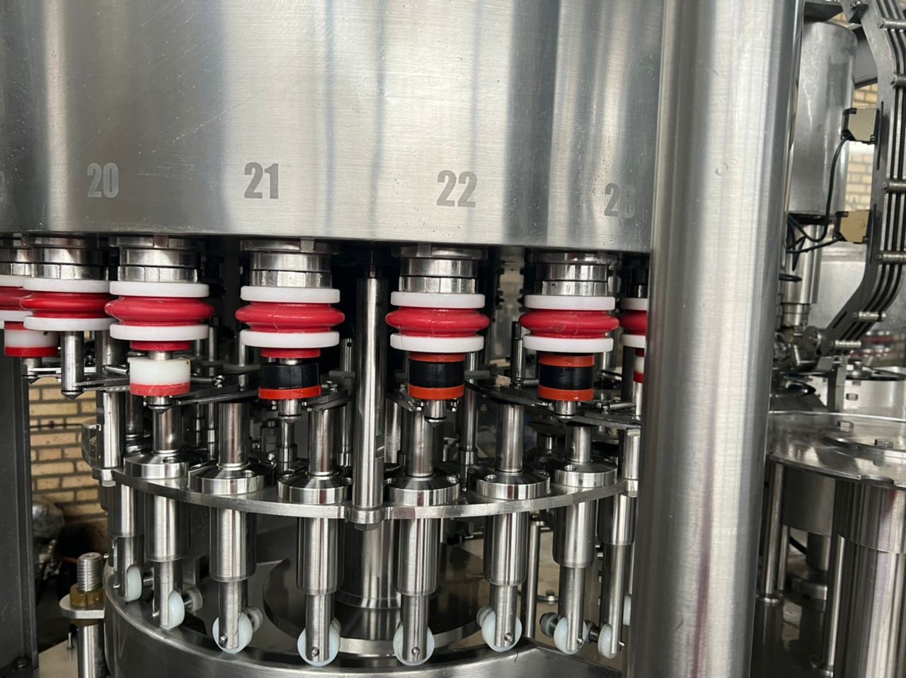 خریدار خط تولید آب معدنی ظرفیت بالا