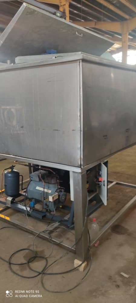 فروش شیر سرد کن  3 تنی dvm