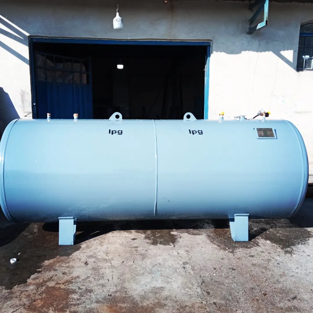 مخزن ذخیره گاز مایع مخصوص باغ ویلا