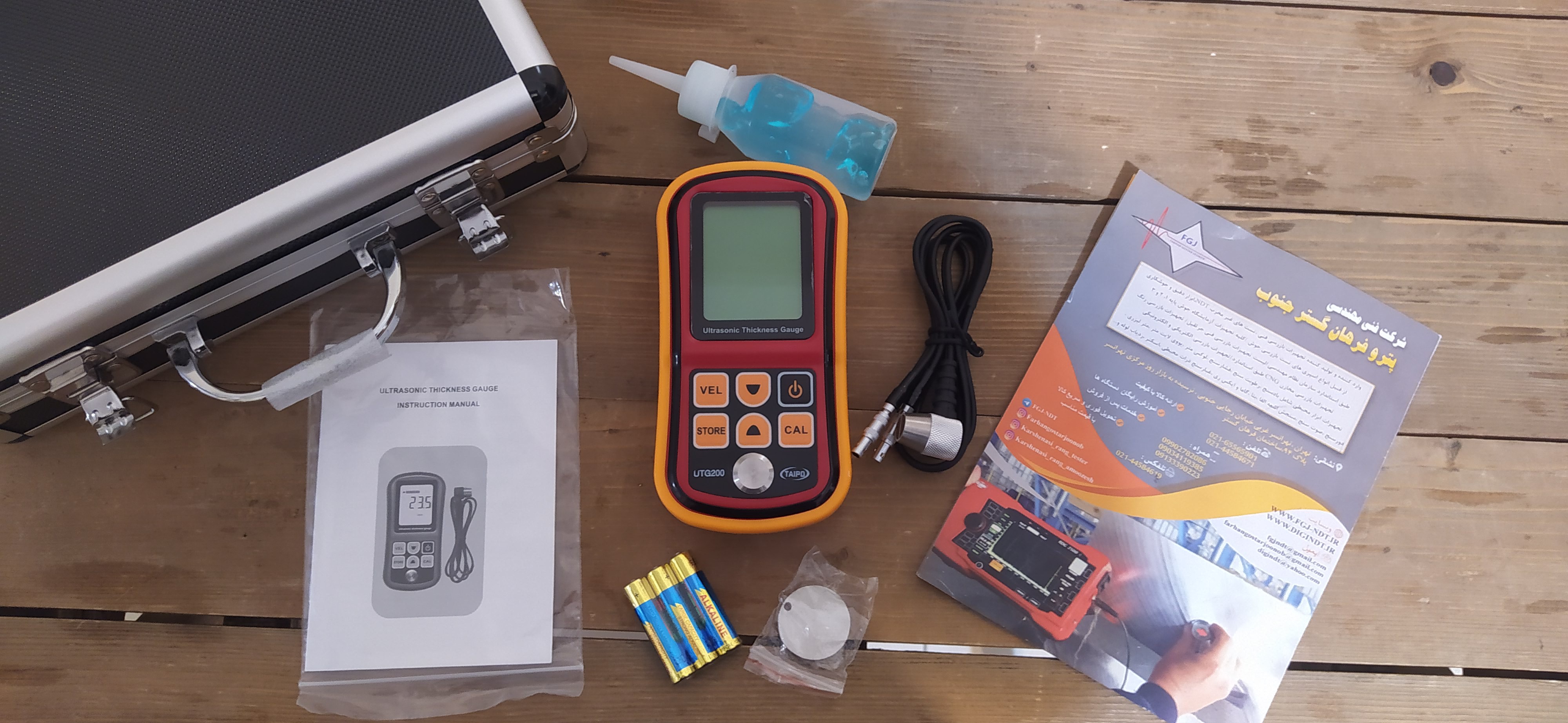 ضخامت سنج التراسونیک برند TAIPO مدل UTG200