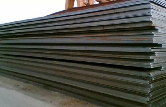 عرضه انواع مقاطع فولادی