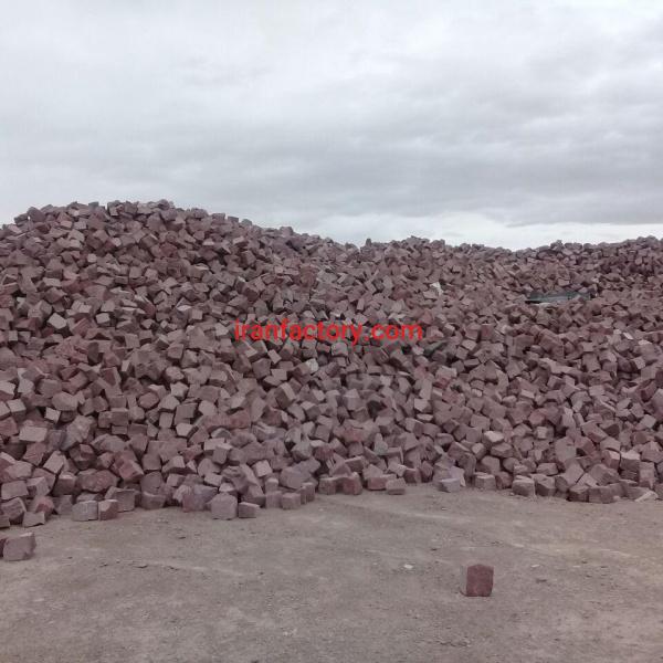 سنگ کوبیک گرانیت قرمز یزد