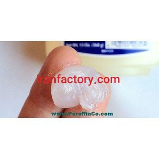 وازلین آرایشی