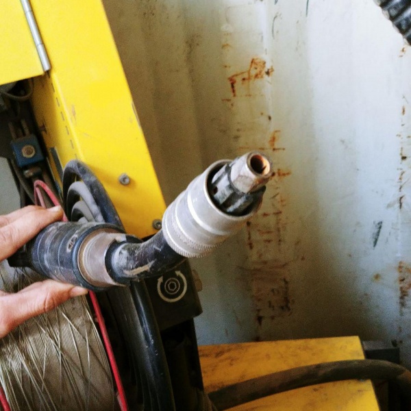 فروش ربات جوش CO2 دست دوم