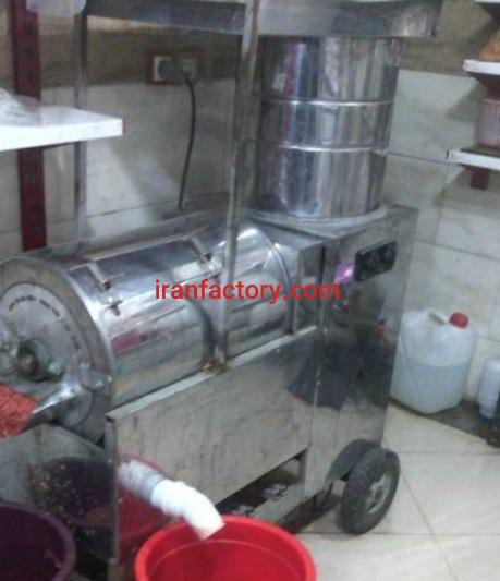 تولید دستگاه آب گوجه گیری با ظرفیت ۱۰۰۰ کیلو شرکت استیل پخت در تهران