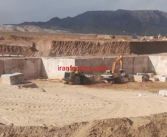 فروش معدن تراورتن در ابرکوه