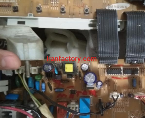 نصب و تعمیر انواع بردهای الکترونیکی در ایلام