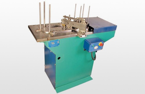 لاستیک زن نازلی