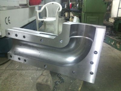 فروش طراحی قالبهای صنعتی سه راه وزانو فولادی واستنلس استیل 