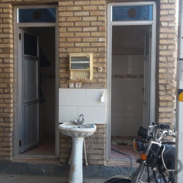 فروش گاراژ با مغازه دارای سوله و لوازم در اهواز