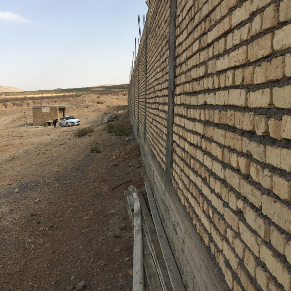 فروش مرغداری گوشتی نیمه ساخت در سامان