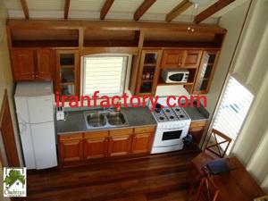 اولین سازنده کلبه جنگلی چوبی