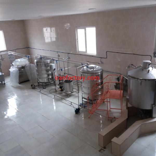 تولید گلاب و عرقیات آخاله در گلپایگان