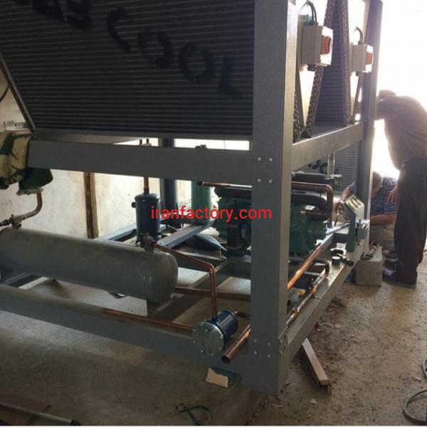 سردخانه و مرکز عمل آوردی ماهی و میگو در بندر عباس