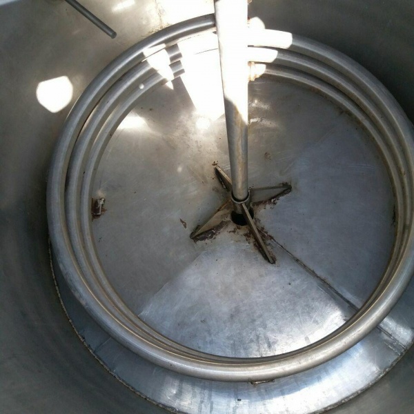 فروش مخزن استیل دوجداره کوئل دار کارکرده