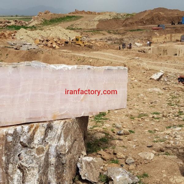 مشارکت در برداشت سنگ مرمریت به صورت پیمانکاری