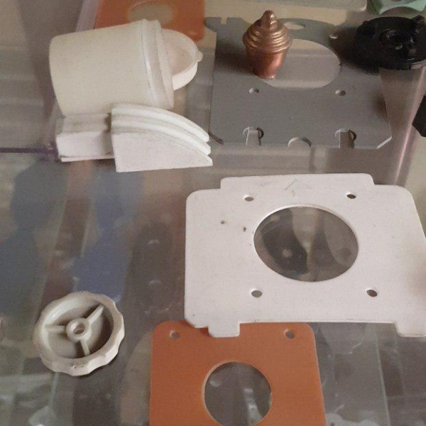 سری سازی قطعات پلاستیکی