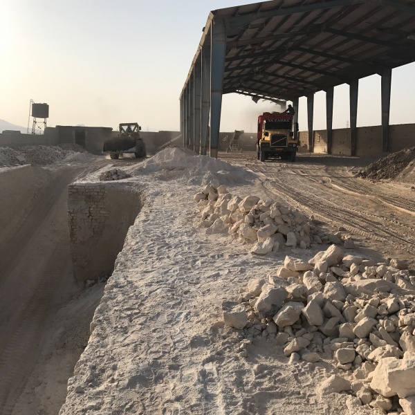 فروش کارخانه تولید آهک پودر سنگ آهک و خاک رس در شکوهیه قم