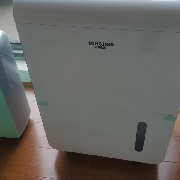 دستگاه آبساز از رطوبت هوا