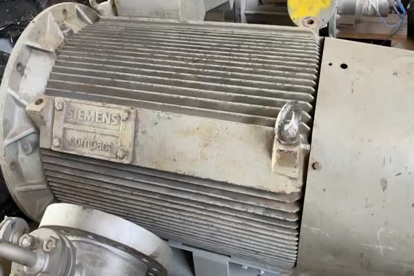 دینام ۴۵۰ کیلووات زیمنس0