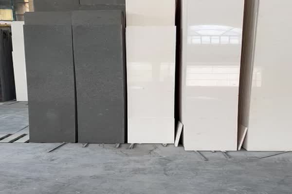 سفیدترین سنگ نما