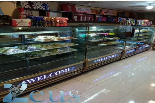 یخچال قنادی