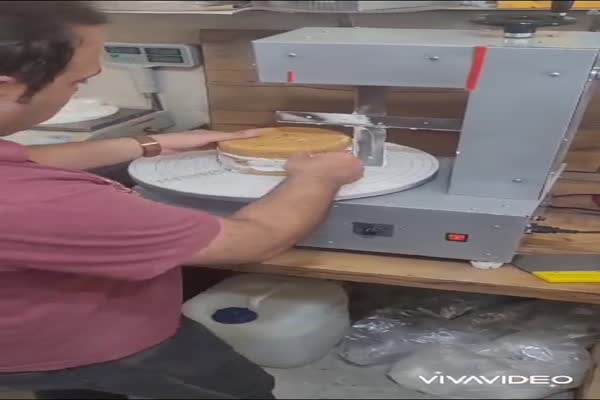 دستگاه صاف کن کیک